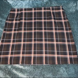 dark brown and caramel plaid skirt